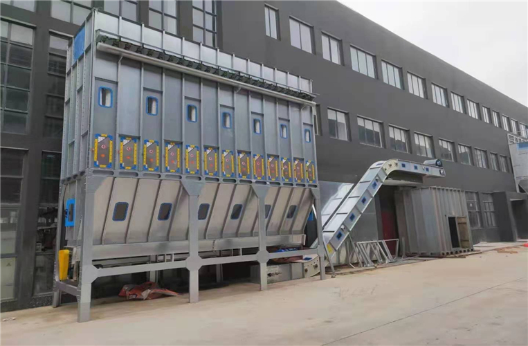 刮板式中央除塵器